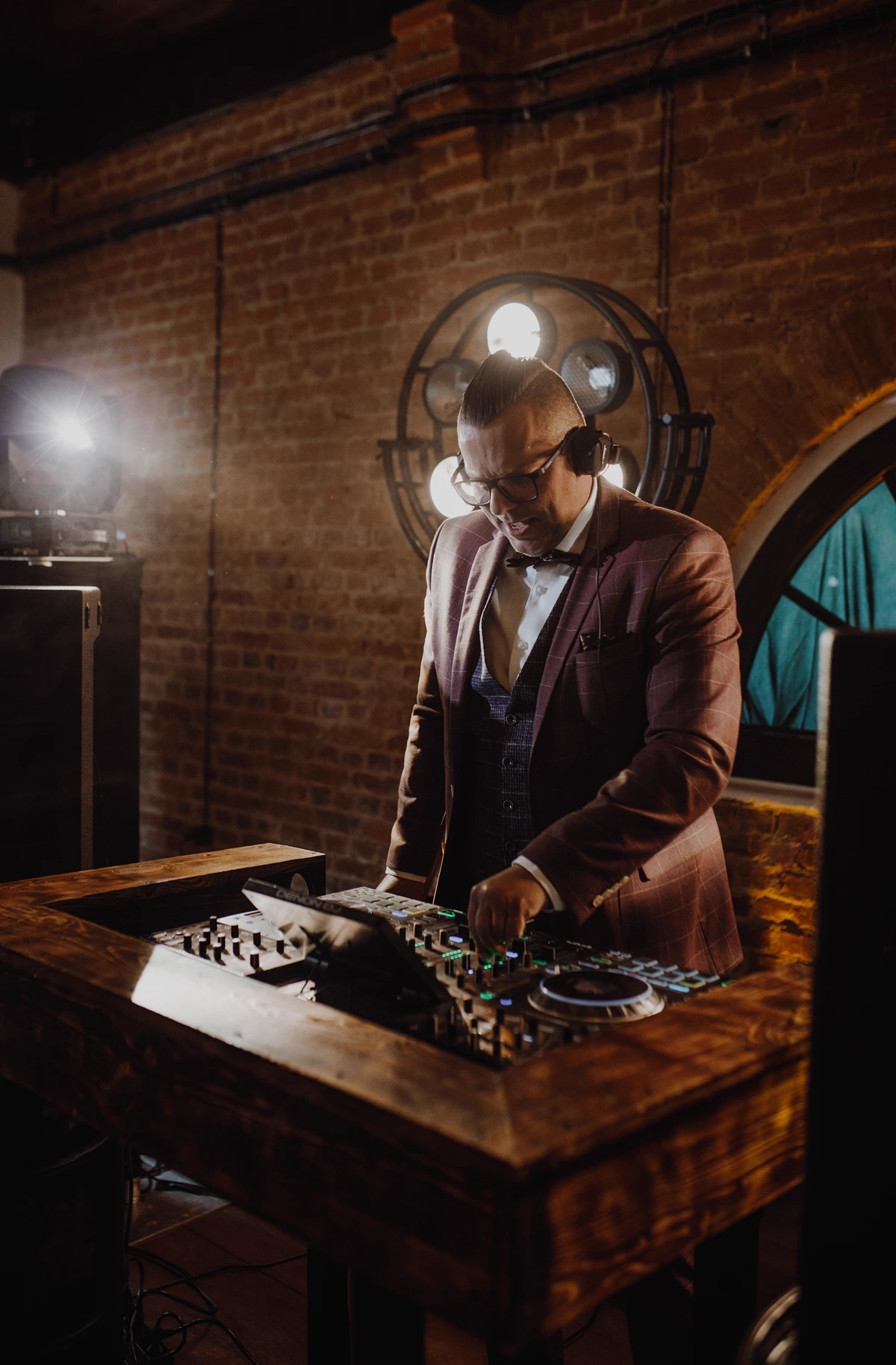 DJ Głośny podczas wesela i eventu