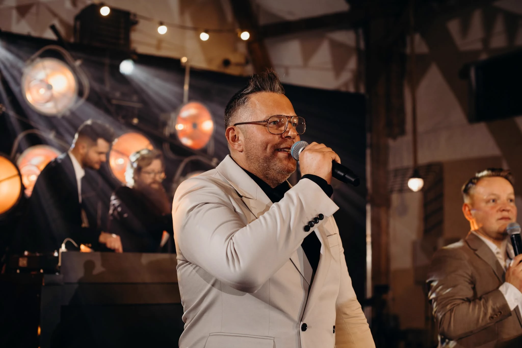 DJ Głośny podczas wesela i eventu