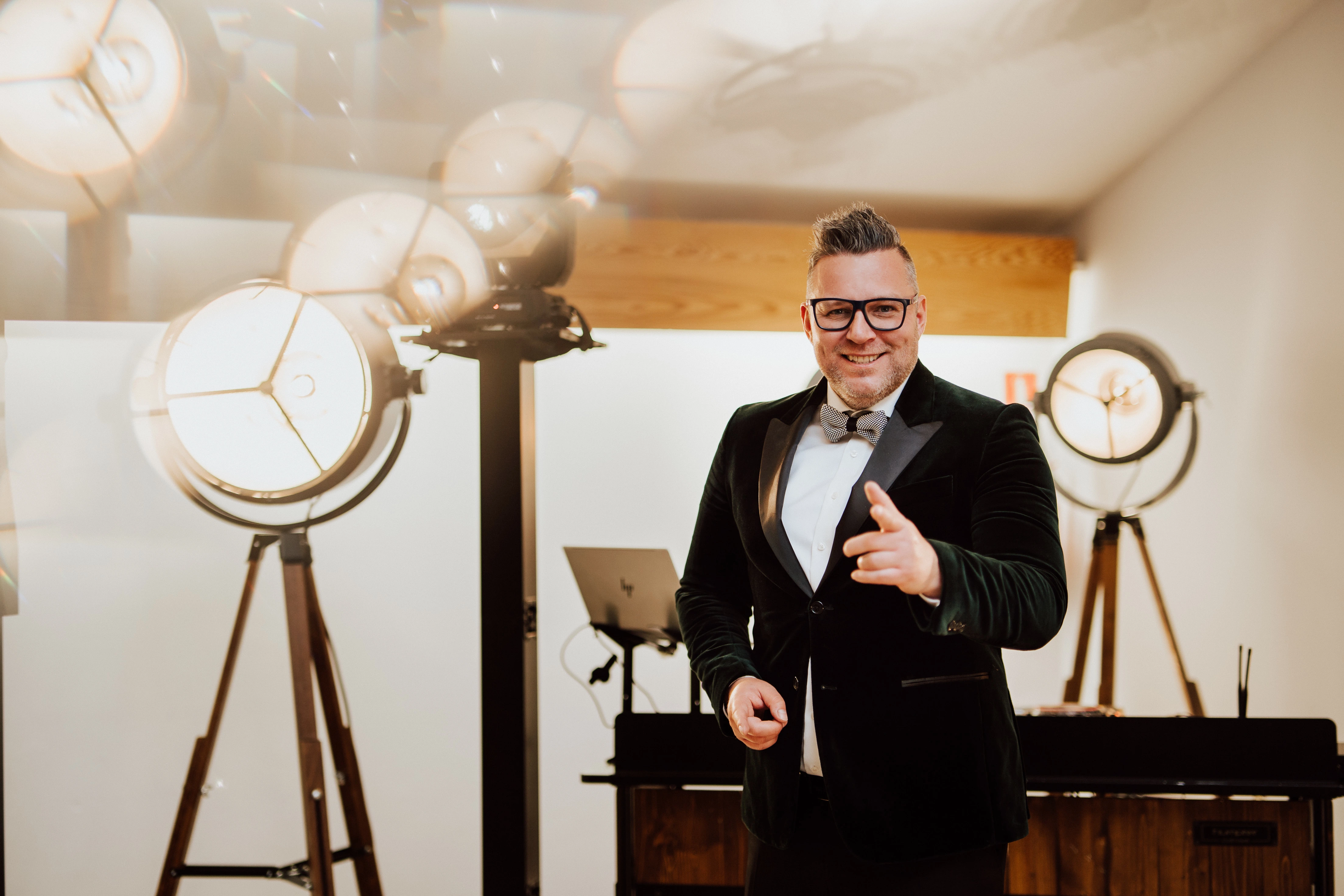 DJ Głośny podczas wesela i eventu