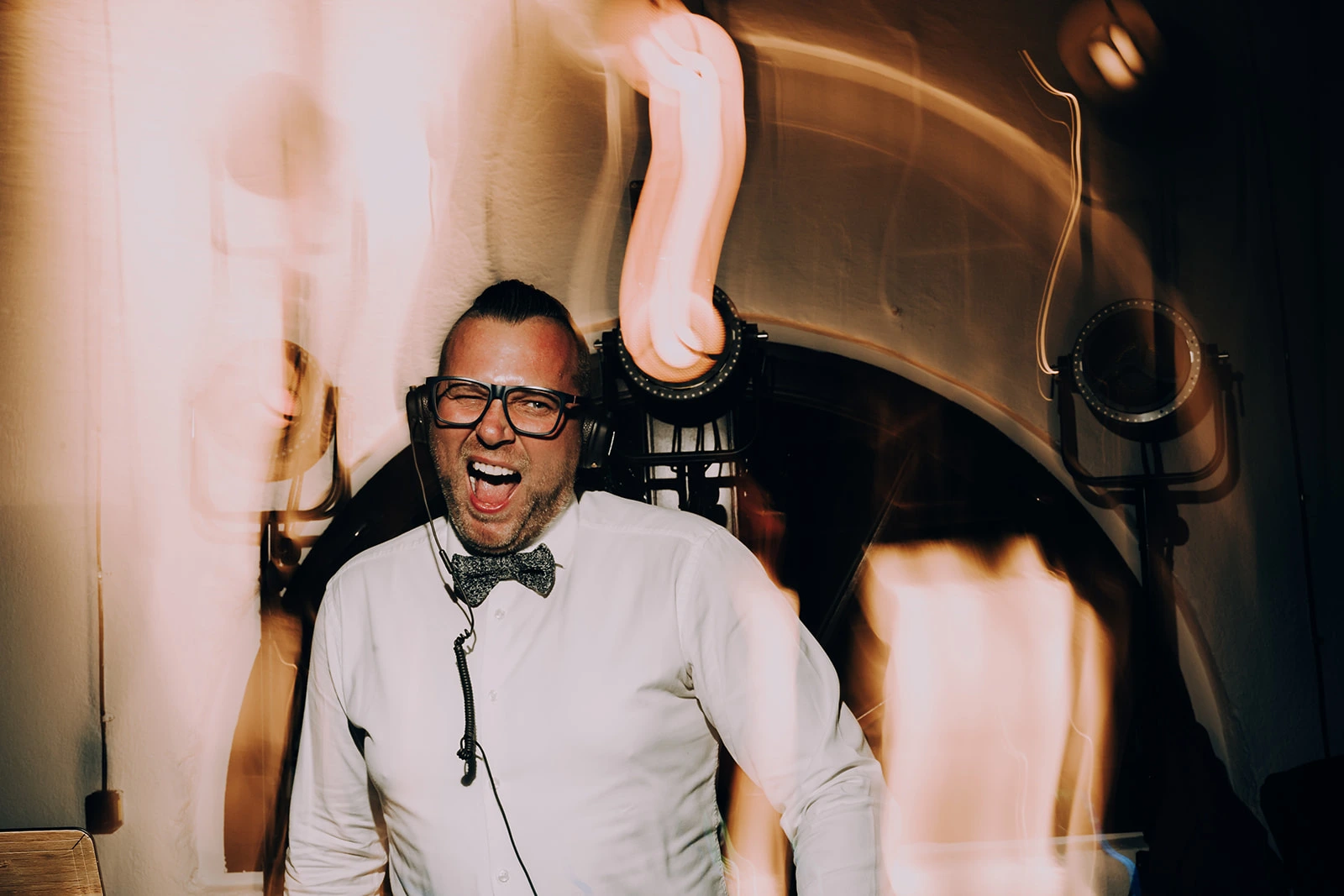 DJ Głośny podczas wesela i eventu